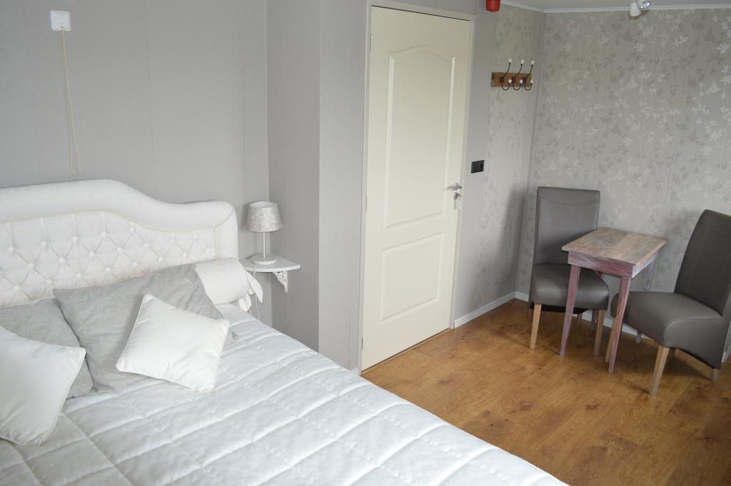 Bed and Breakfast Huize Ouwervelden Wouwsche Plantage Номер фото