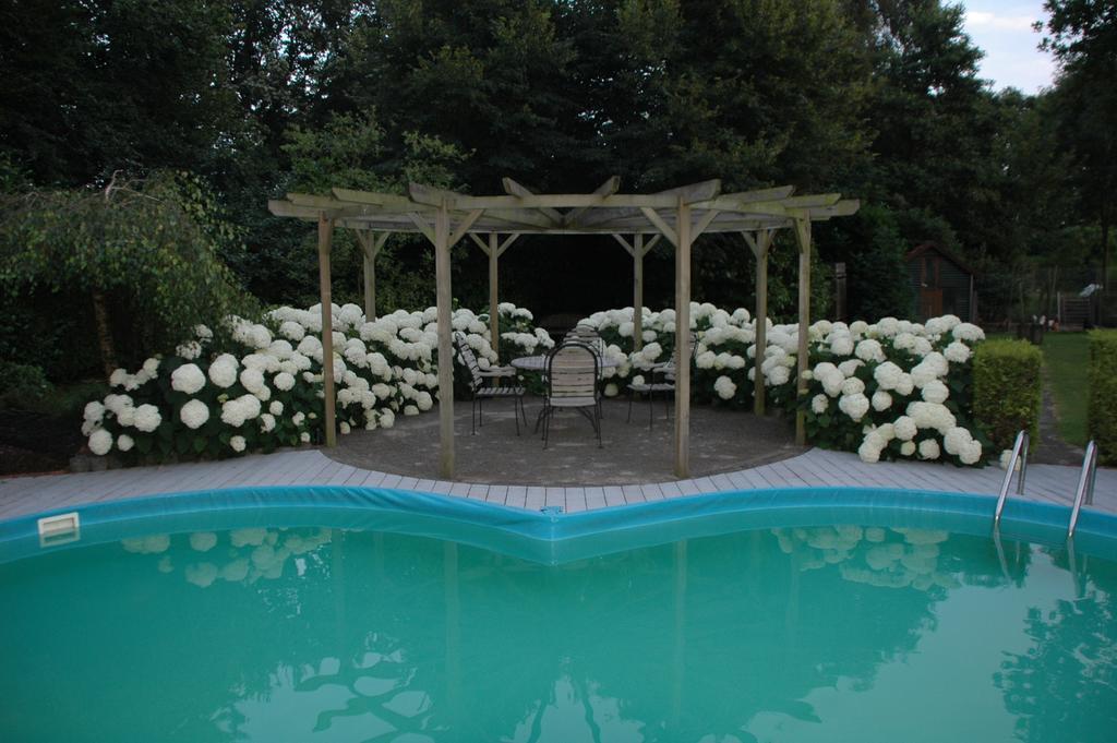 Bed and Breakfast Huize Ouwervelden Wouwsche Plantage Екстер'єр фото
